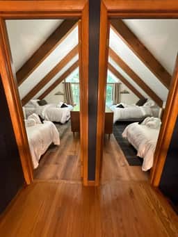 5 BR-Sleeps 14-Lake Harmony Escape