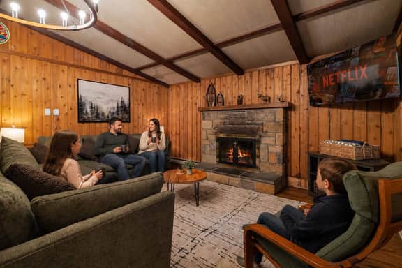 The Big Brown Cabin at Locust Lake - Image 4