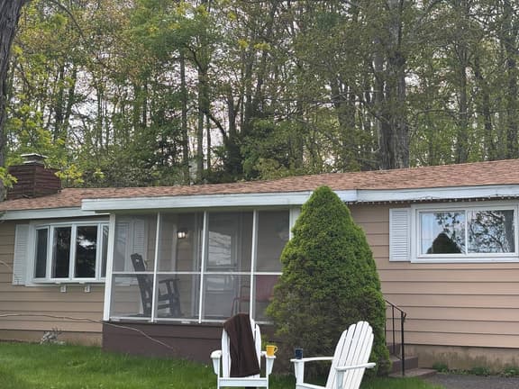 Steps from Beach/Playground*FirePit*Fenced In Yard